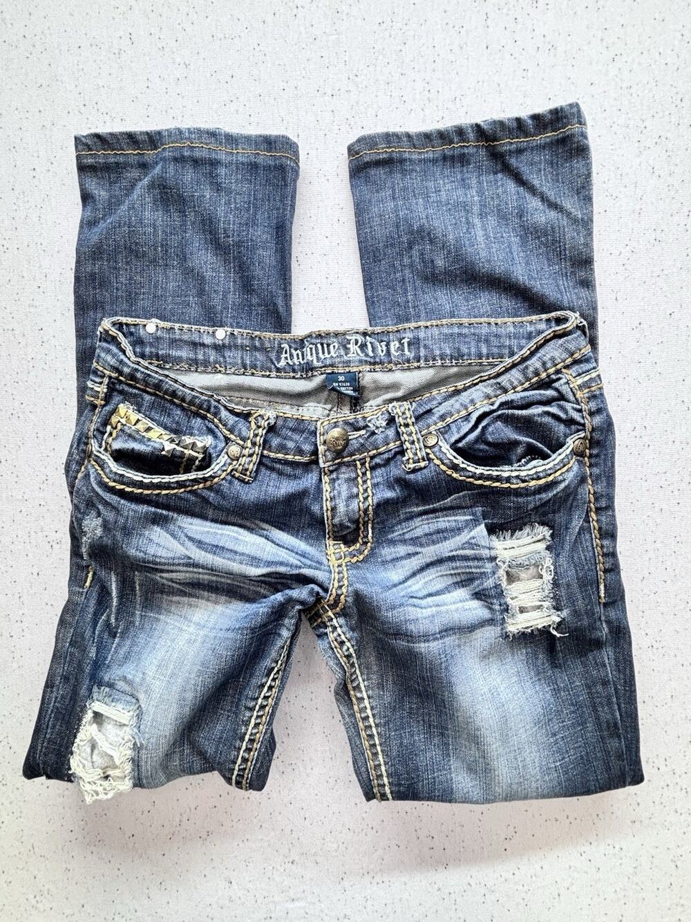 Antique Rivet Distressed Studded Jeans Sz 30 Y2K Embellished Flap Pocket Denim